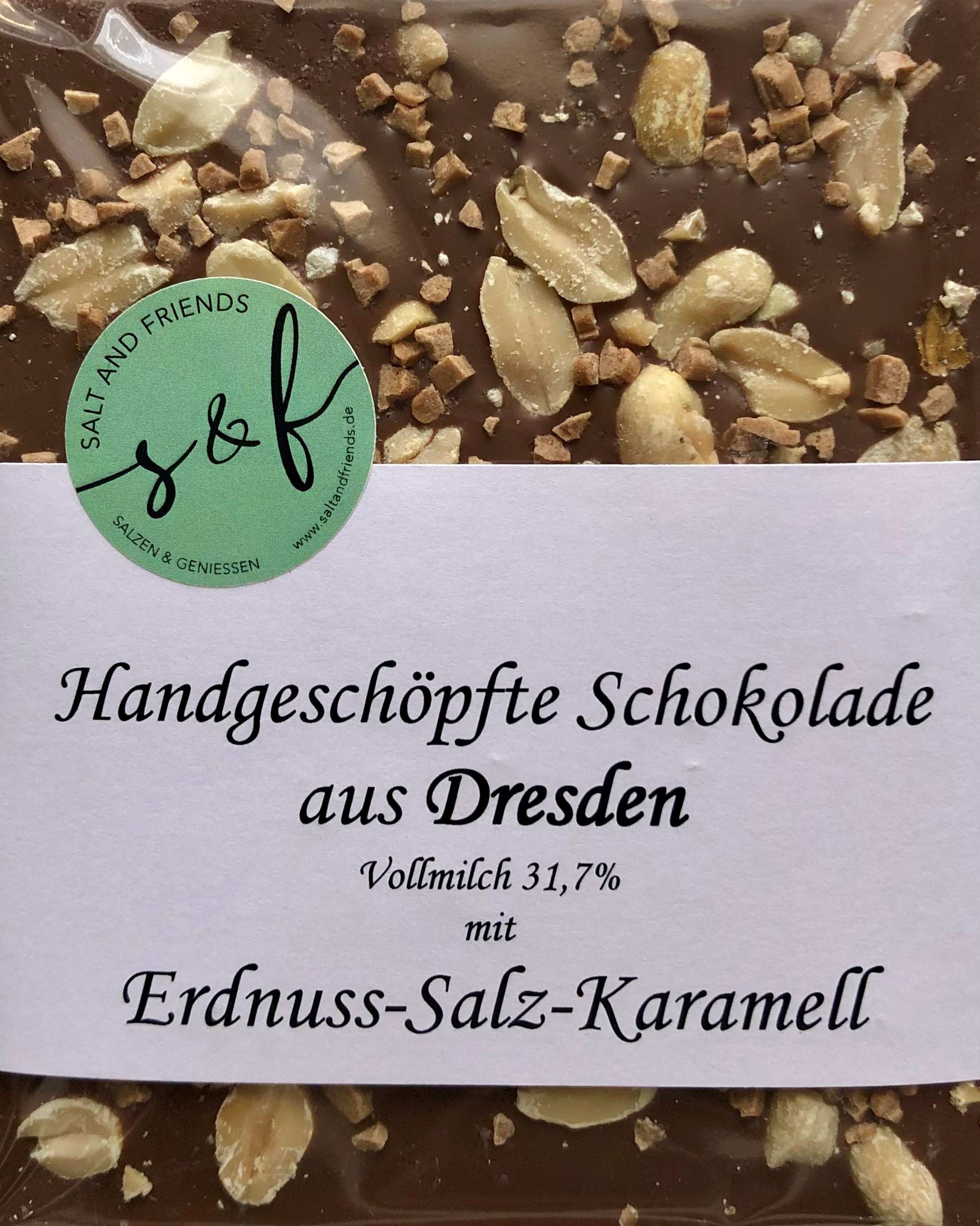 Salzschokolade Vollmilch mit Erdnuss-Salz-Karamell